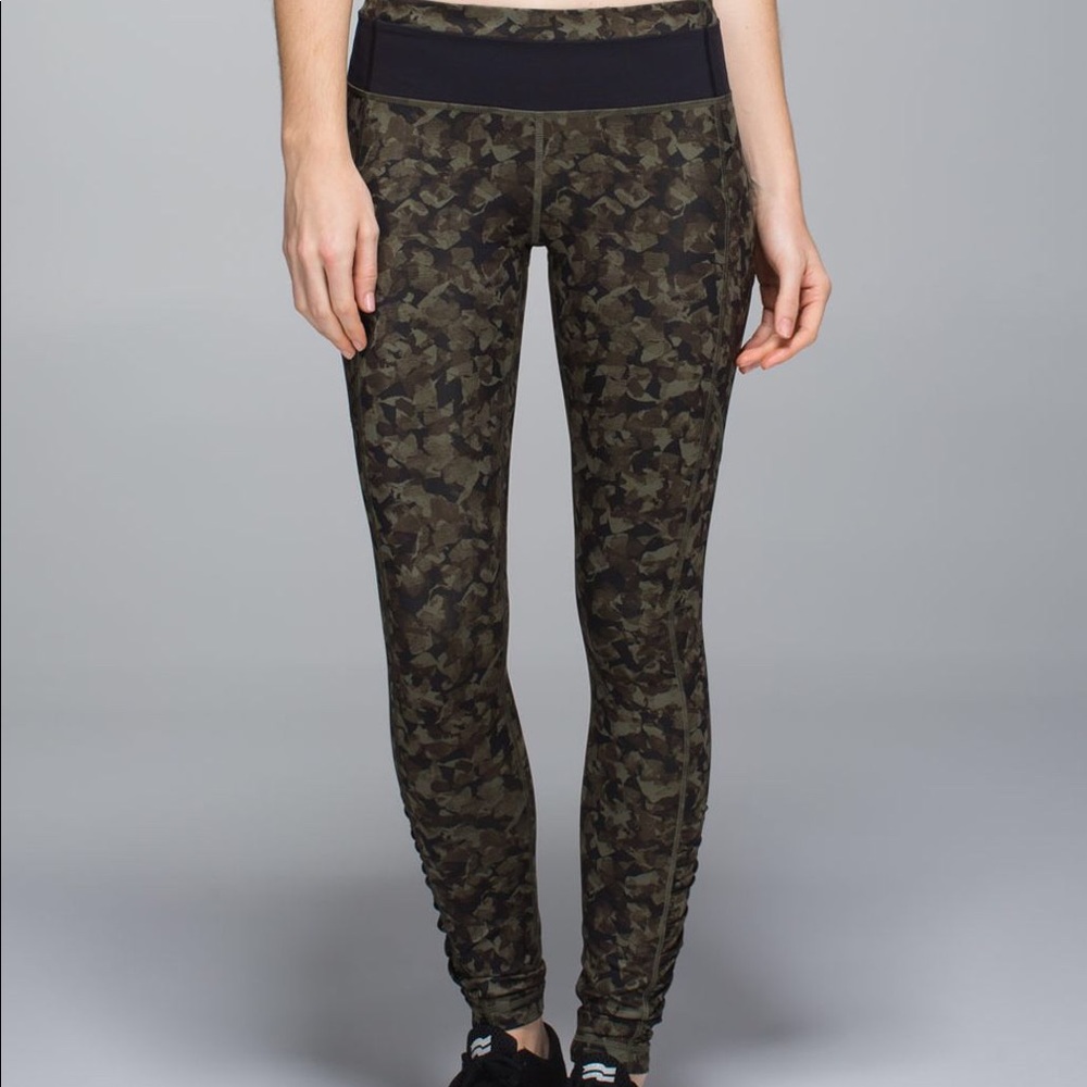 Lululemon Speed Tight Jungle Fatigue Camo